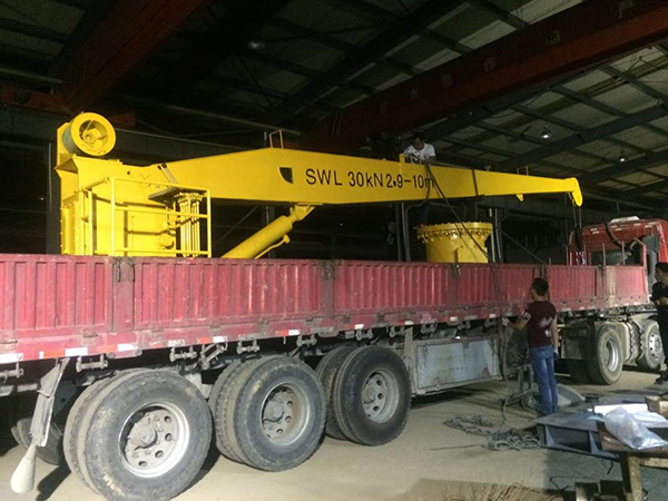 30kN10M Hydraulic Slewing Crane Dlivery.jpg